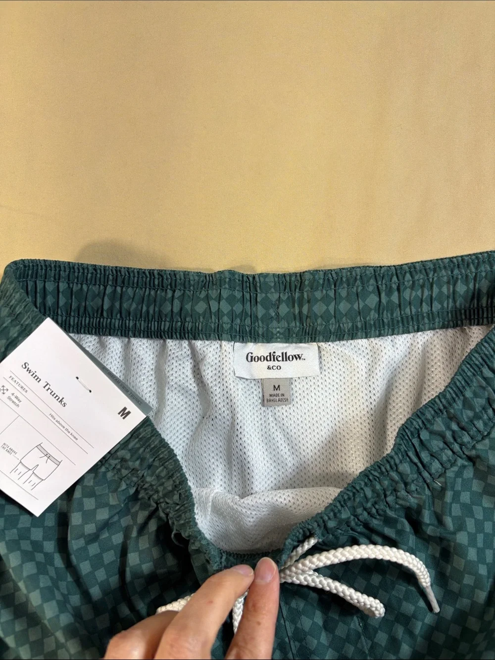 Goodfellow & Co NWT Men's Green Diamond Checkered 5